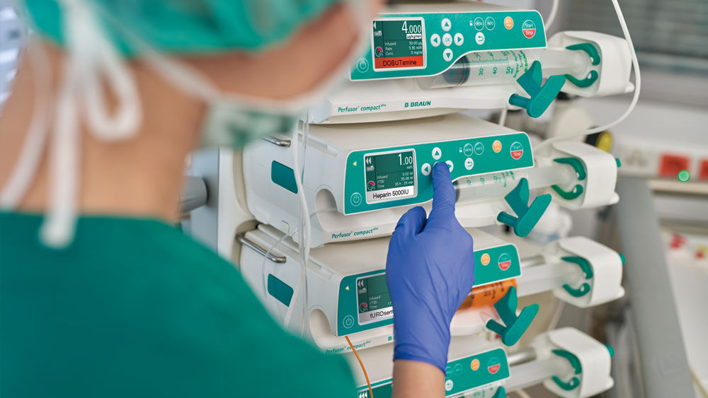 Nurse sets compactplus® pump